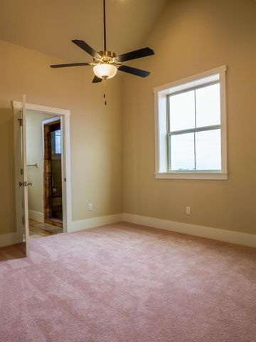 529 Vista Ridge Drive, Round Mountain, TX 78663