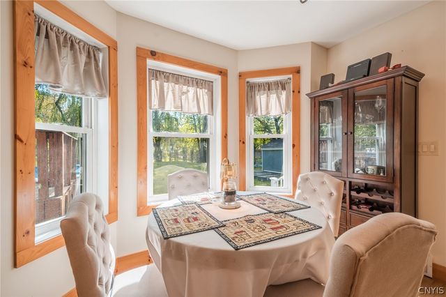 8824 Gaskin Road, Clay, NY 13041