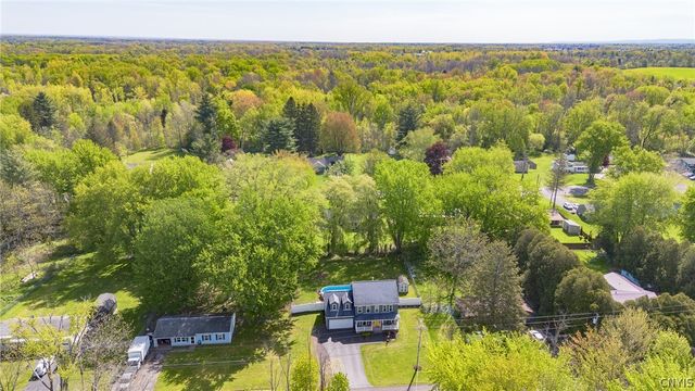 8824 Gaskin Road, Clay, NY 13041