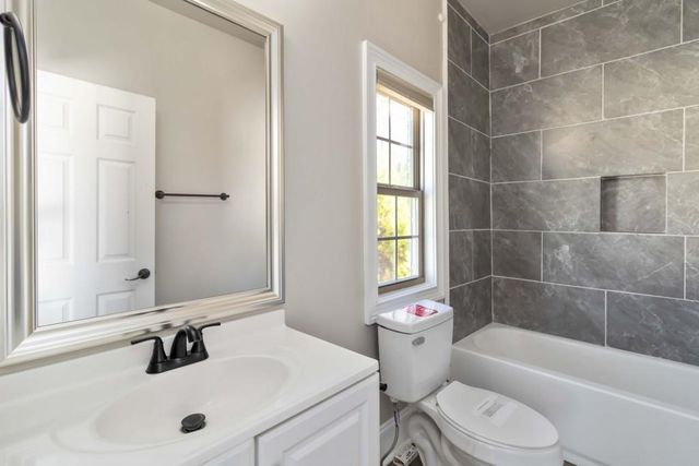 2914 Battlecrest Drive, Decatur, GA 30034