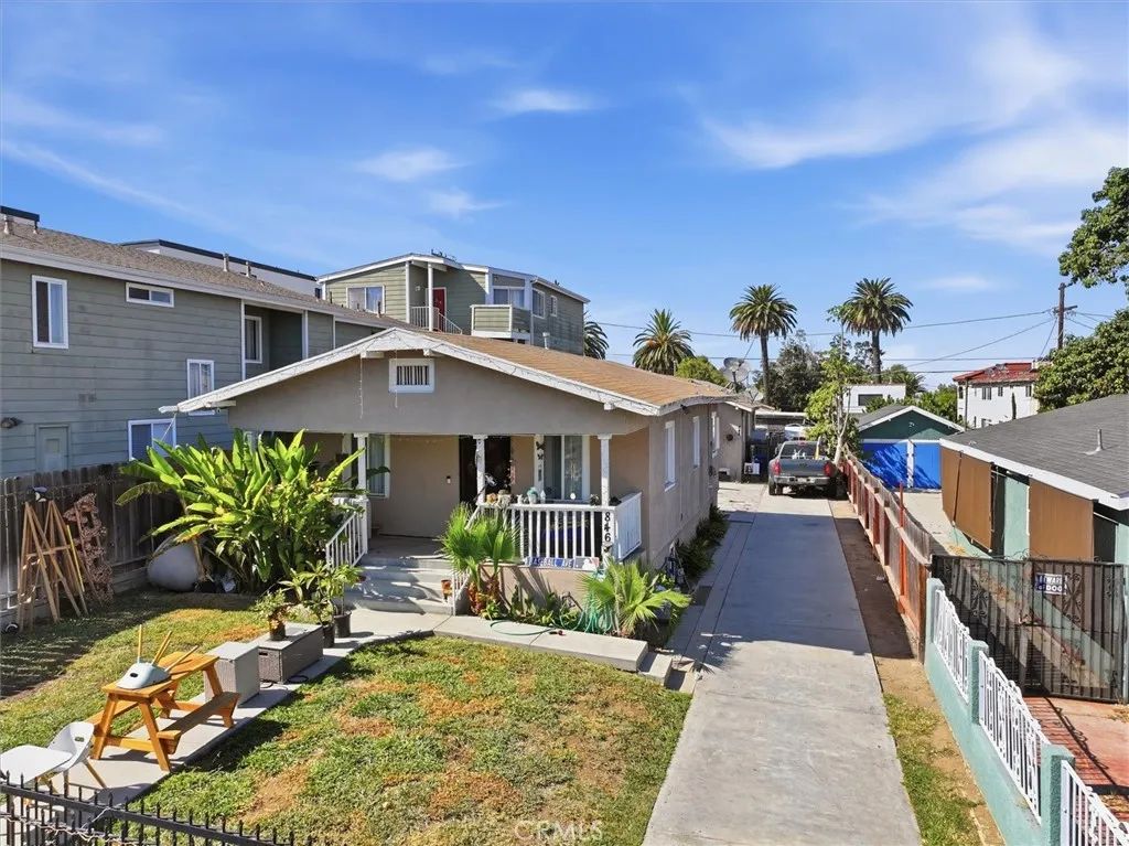 846 W Santa Cruz, Los Angeles, CA 90731
