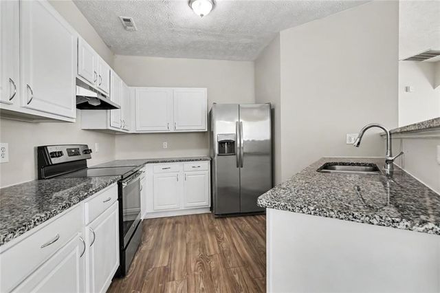4102 Robin Circle, Atlanta, GA 30349