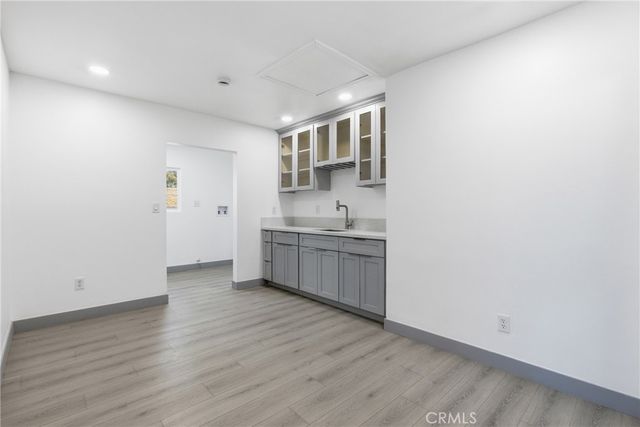 1327 S Eastern, Commerce, CA 90040