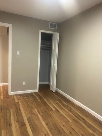 1977 Princeton Road, Berkley, MI 48072