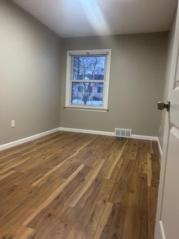 1977 Princeton Road, Berkley, MI 48072