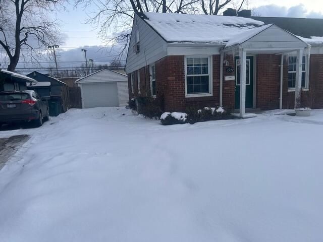 1977 Princeton Road, Berkley, MI 48072