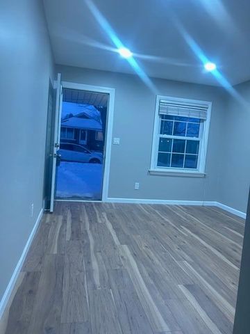 1977 Princeton Road, Berkley, MI 48072