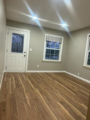 1977 Princeton Road, Berkley, MI 48072