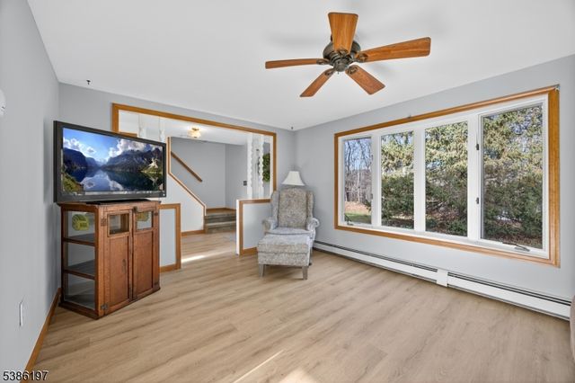 61 Coykendall Rd, Wantage Twp., NJ 07461