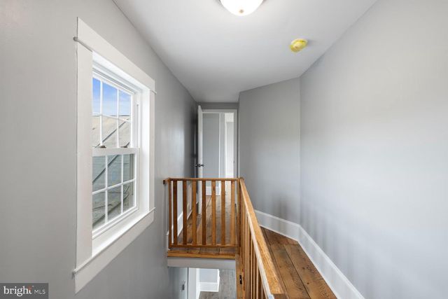 893 TURKEY KNOB RD, Quicksburg, VA 22847