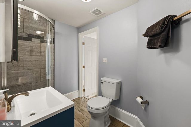 893 TURKEY KNOB RD, Quicksburg, VA 22847