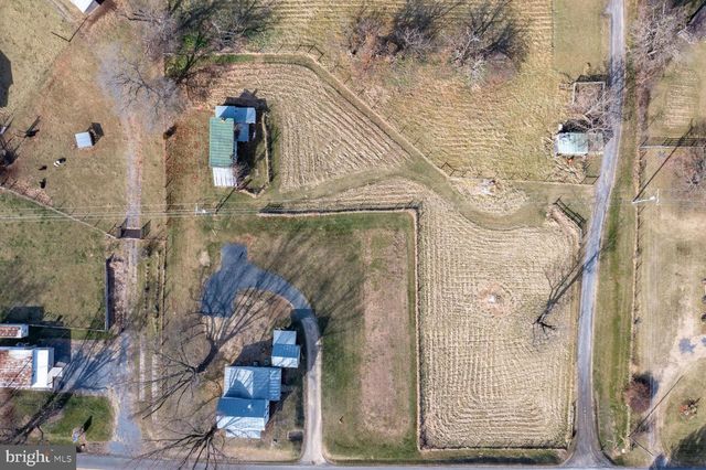 893 TURKEY KNOB RD, Quicksburg, VA 22847