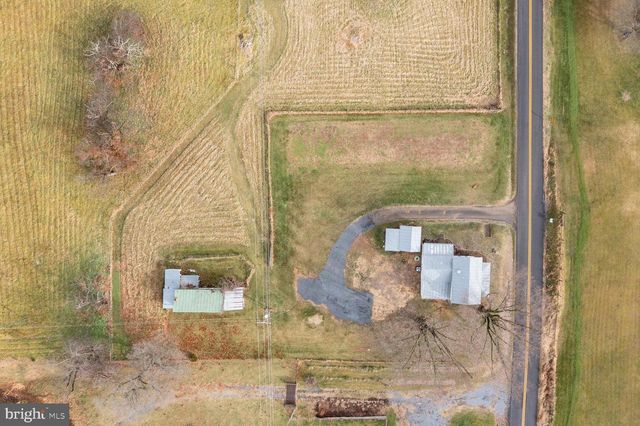 893 TURKEY KNOB RD, Quicksburg, VA 22847