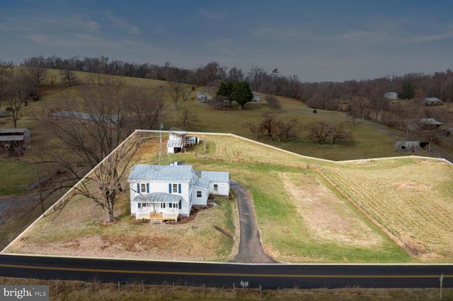 893 TURKEY KNOB RD, Quicksburg, VA 22847
