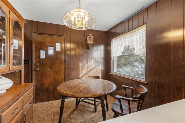 192 Salem Church Rd, Ohioville, PA 15059