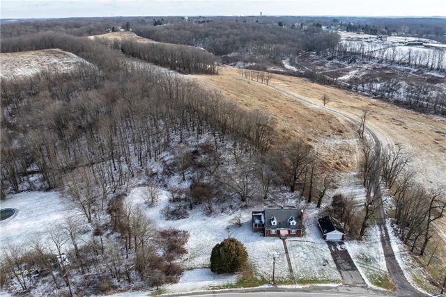 192 Salem Church Rd, Ohioville, PA 15059