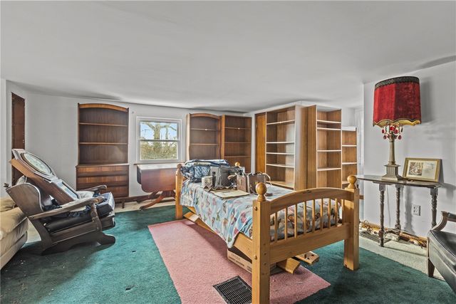 192 Salem Church Rd, Ohioville, PA 15059