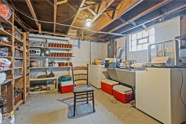 192 Salem Church Rd, Ohioville, PA 15059