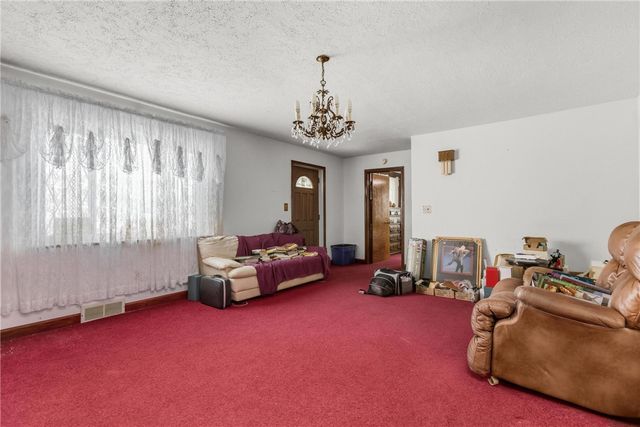 192 Salem Church Rd, Ohioville, PA 15059