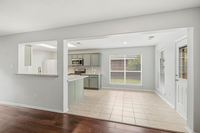 17907 Pelican Cove Court, Humble, TX 77346