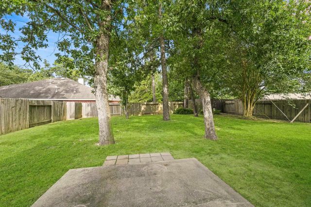 17907 Pelican Cove Court, Humble, TX 77346