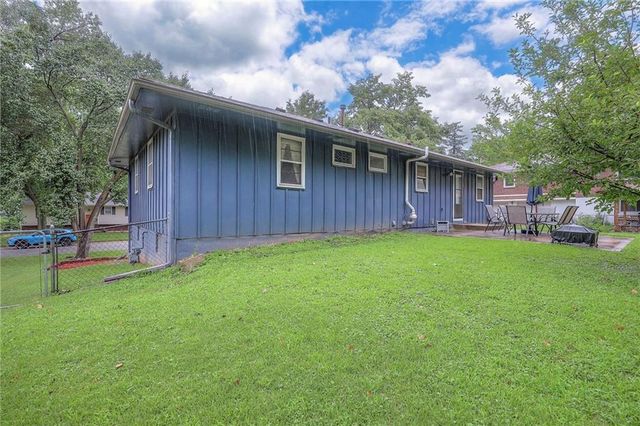 2327 N 74th Street, Kansas City, KS 66109