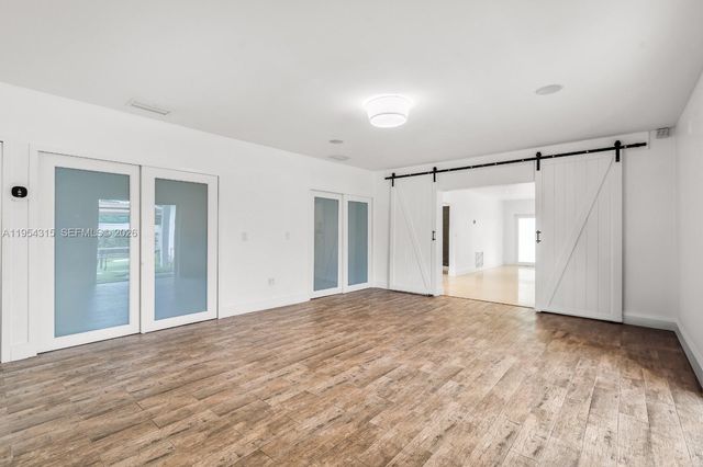 1040 N Royal Poinciana Blvd na, Miami Springs, FL 33166