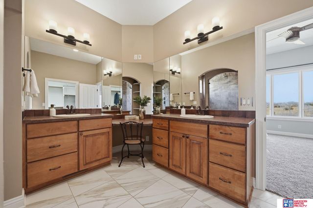 1530 Deer Trail, Roca, NE 68430