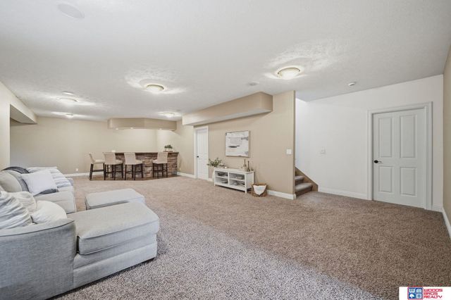 1530 Deer Trail, Roca, NE 68430