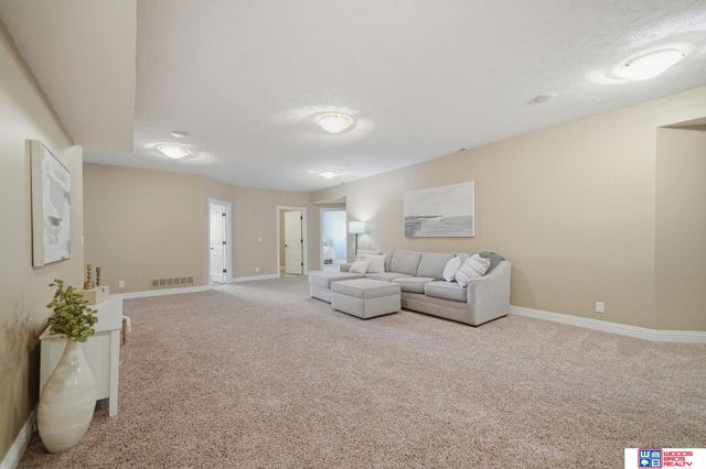 1530 Deer Trail, Roca, NE 68430