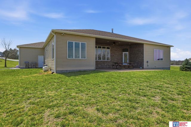 1530 Deer Trail, Roca, NE 68430