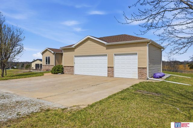 1530 Deer Trail, Roca, NE 68430