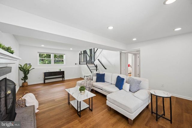 1365 MOYER RD, Annapolis, MD 21403