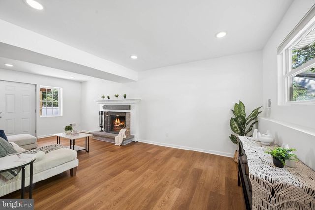 1365 MOYER RD, Annapolis, MD 21403