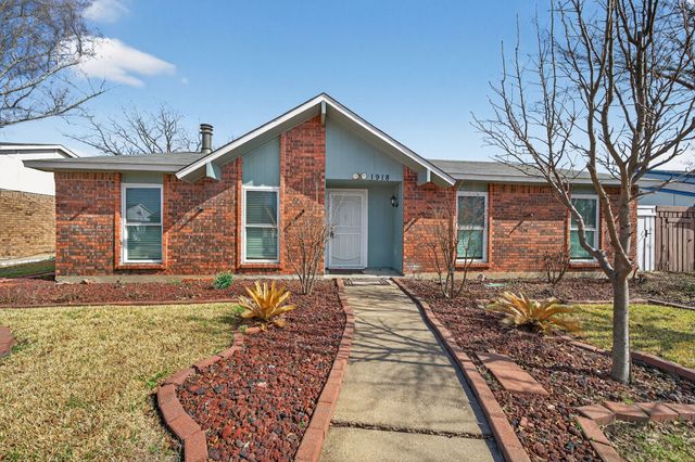 1918 Lamont Drive, Garland, TX 75040