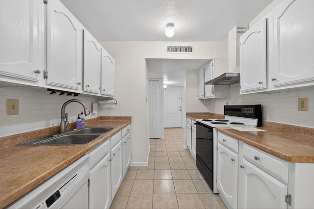 1918 Lamont Drive, Garland, TX 75040