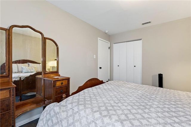 2322 Greenleaf Court, Mobile, AL 36693