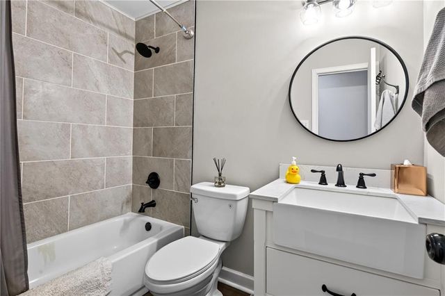 2322 Greenleaf Court, Mobile, AL 36693