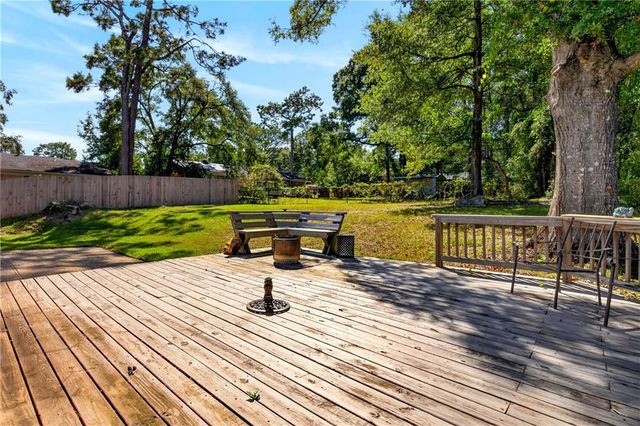 2322 Greenleaf Court, Mobile, AL 36693