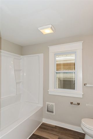 2014 Constitution Blvd, Arnold, PA 15068