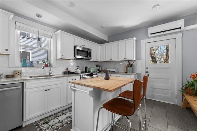 10 Crandall Street, Boston, MA 02131