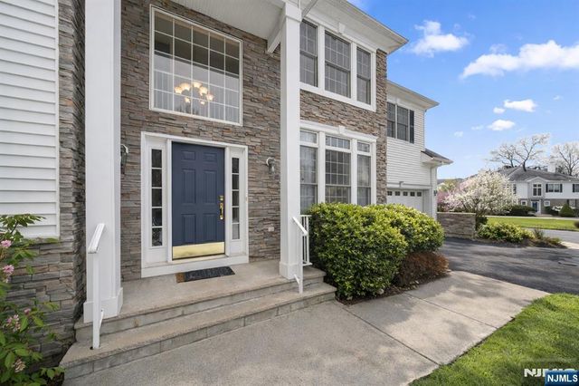 48 Bovensiepen Court, Roseland, NJ 07068