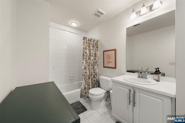 48 Bovensiepen Court, Roseland, NJ 07068