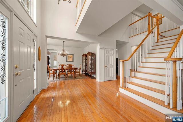 48 Bovensiepen Court, Roseland, NJ 07068