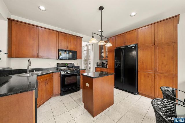 48 Bovensiepen Court, Roseland, NJ 07068