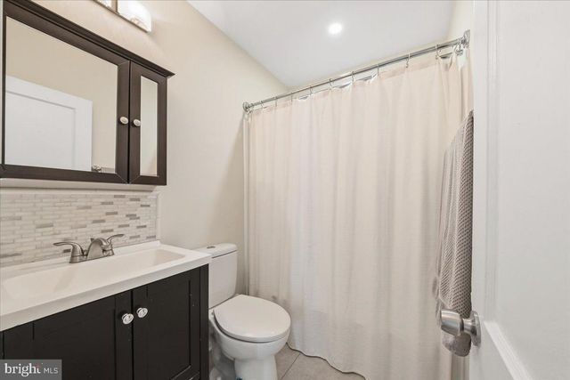 205 UNION AVE, Bellmawr, NJ 08031