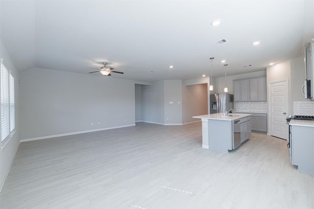 1130 Muscadine Hollow Lane, Richmond, TX 77406