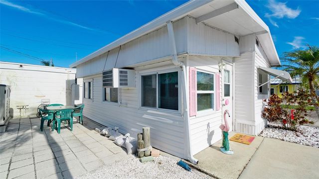 31 1ST STREET, Bradenton, FL 34210