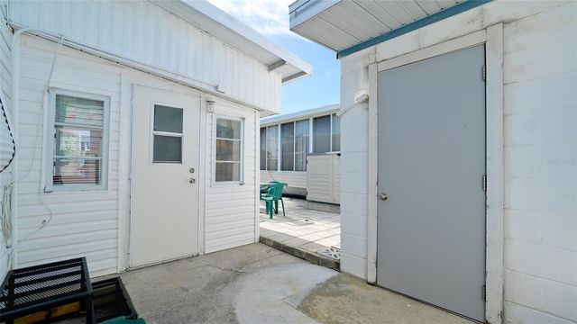 31 1ST STREET, Bradenton, FL 34210