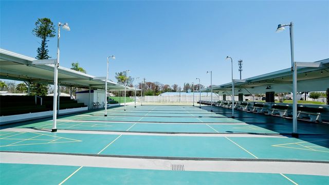 31 1ST STREET, Bradenton, FL 34210